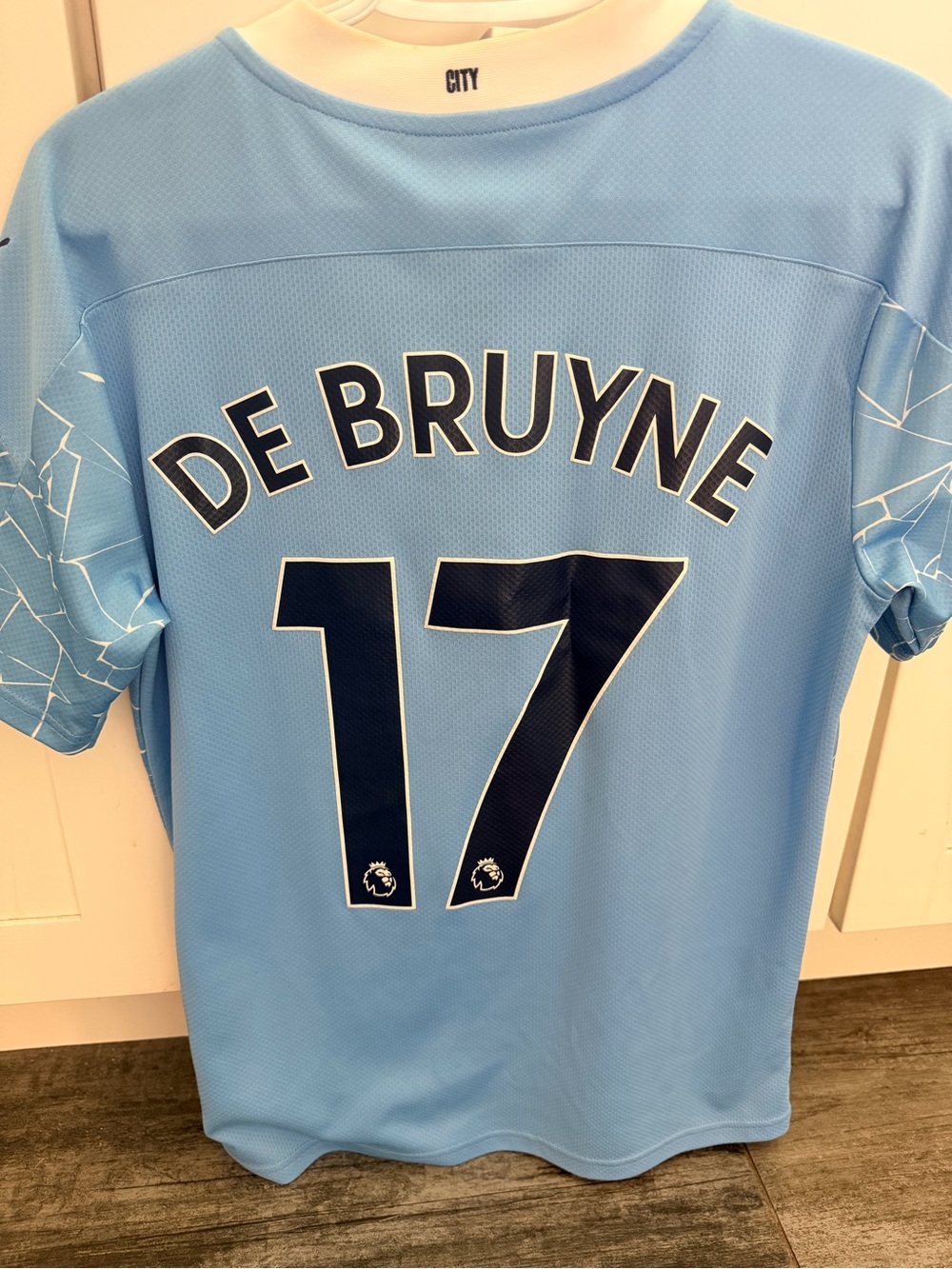 Kevin De Bruyne #17 Manchester City Home Jersey - Sky Blue